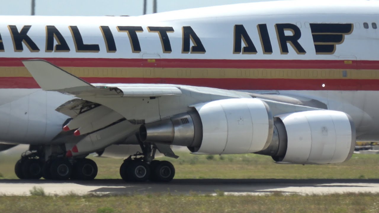 Kalitta Air Boeing 747-446(BCF) N742CK, 747-481(F) N402KZ, 747-4B5(BCF) N709CK at L&Eacute;J/EDDP