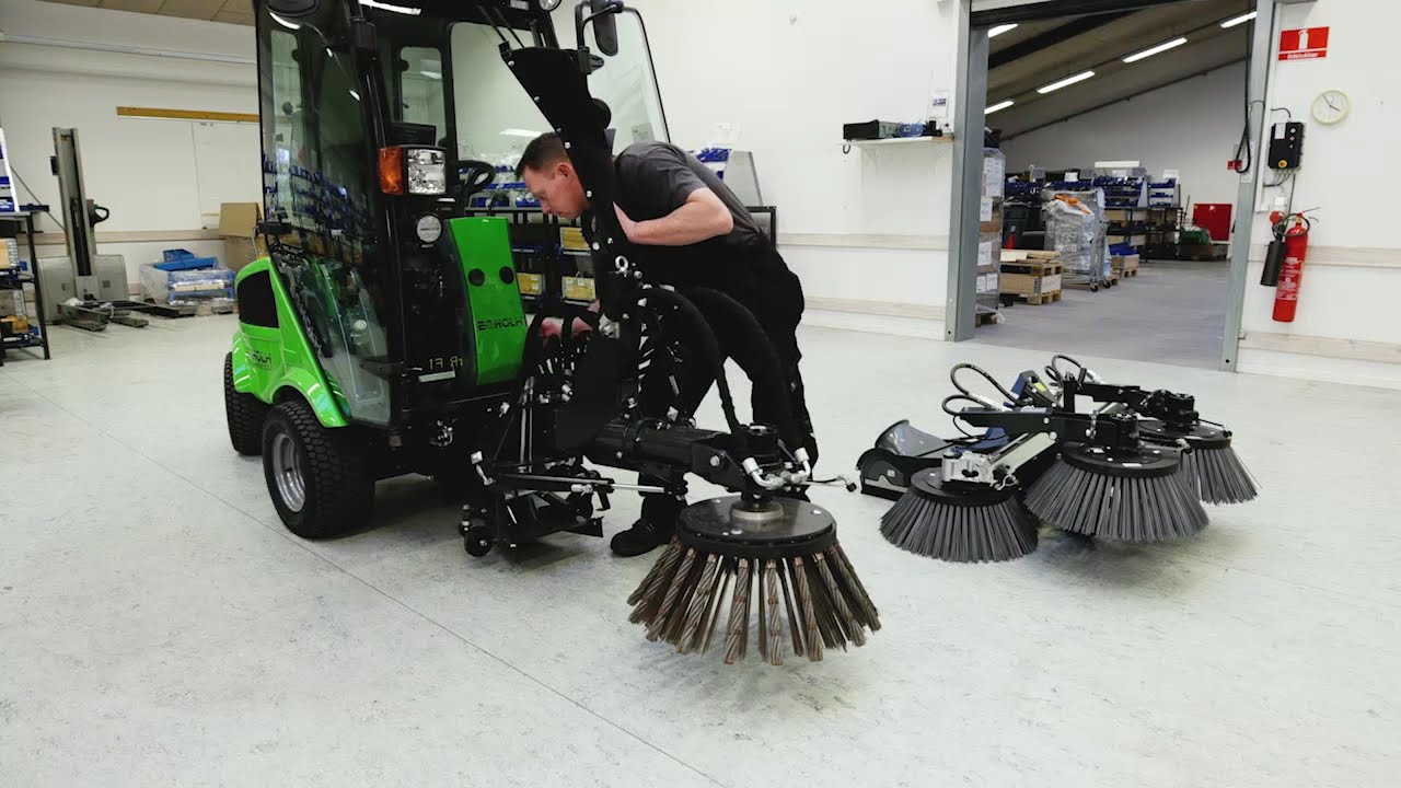 Egholm CR 2260 easy attachment change