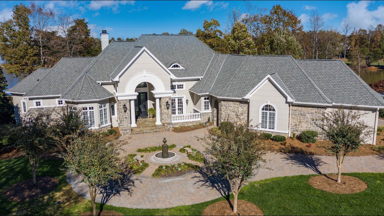 Gorgeous Stucco Exterior Repaint // Accessible Beige and Snowbound SW // Mooresville, NC