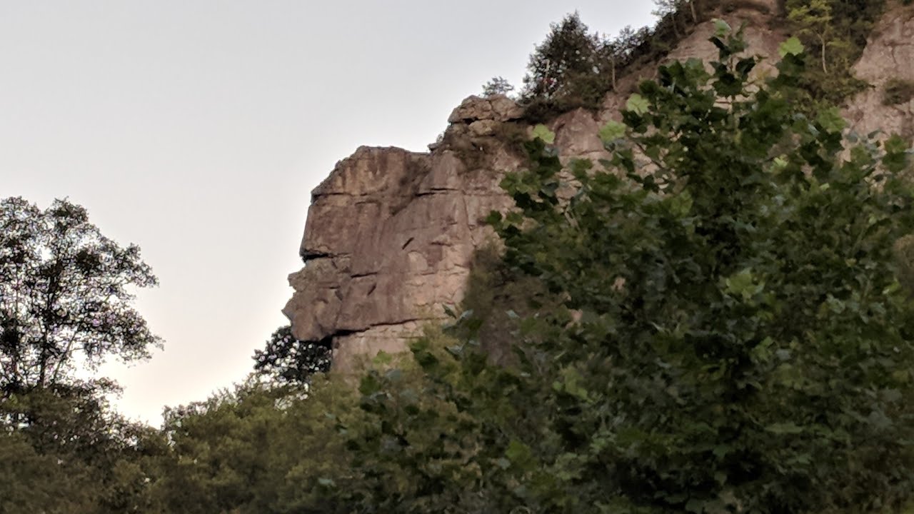 A Brief Visit to Lee County Virginia's Great Stone Face Rock