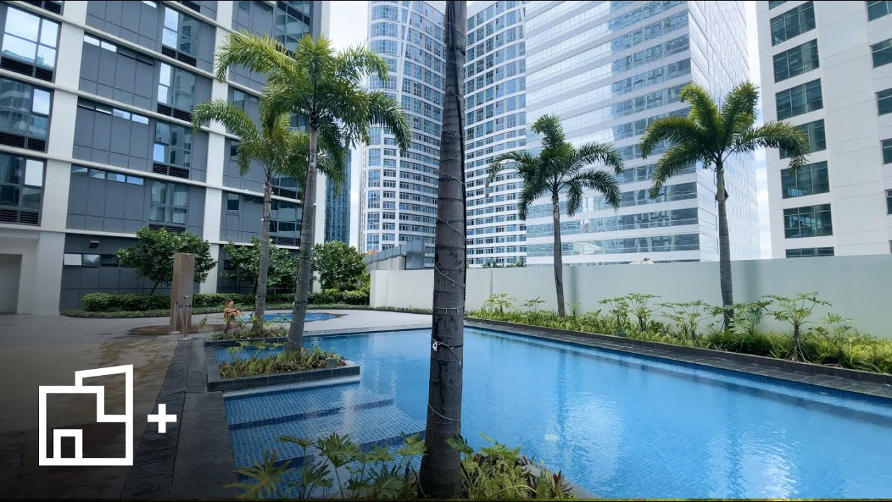 Luxe Living at One Eastwood Avenue Tower! Corner 1-Bedroom Unit | For Sale (OEW05)
