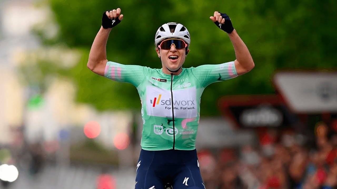 TOUR PAYS BASQUE 2023 - En solitaire, Marlen Reusser plie la troisi&egrave;me et derni&egrave;re &eacute;tape