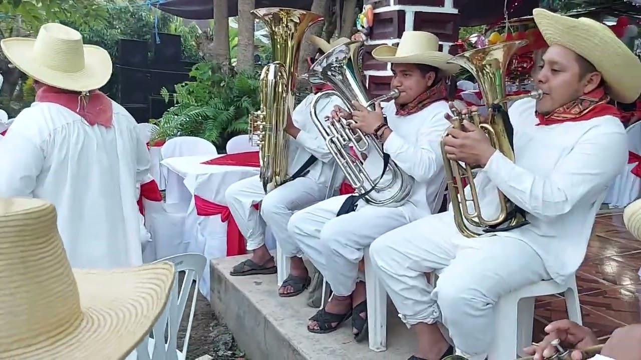 Banda Ixtajkuahuitl de Barrio Hondo, Huautla, Hgo.