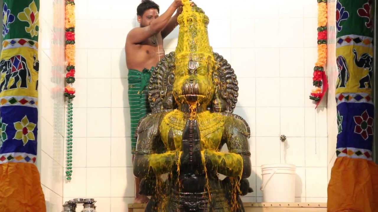 Sri Bakkththa Anjaneyar Abhishekam