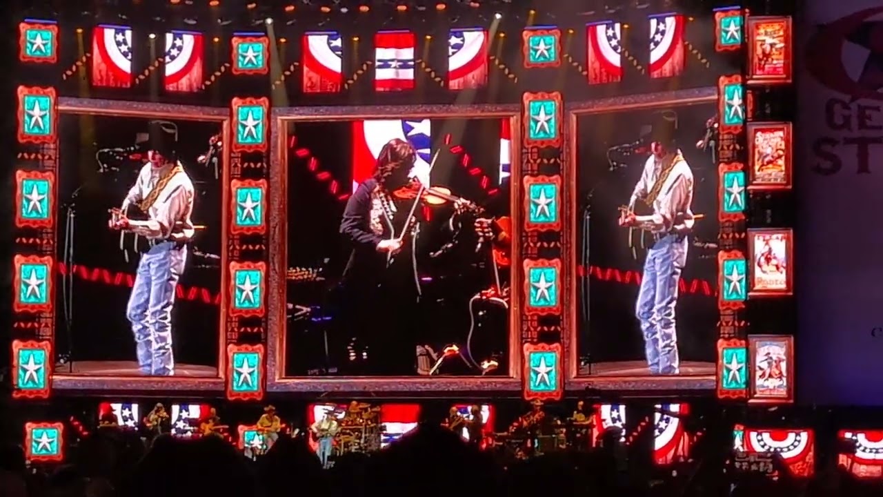 George Strait - Amarillo By Morning live Buffalo, NY 6-14-25