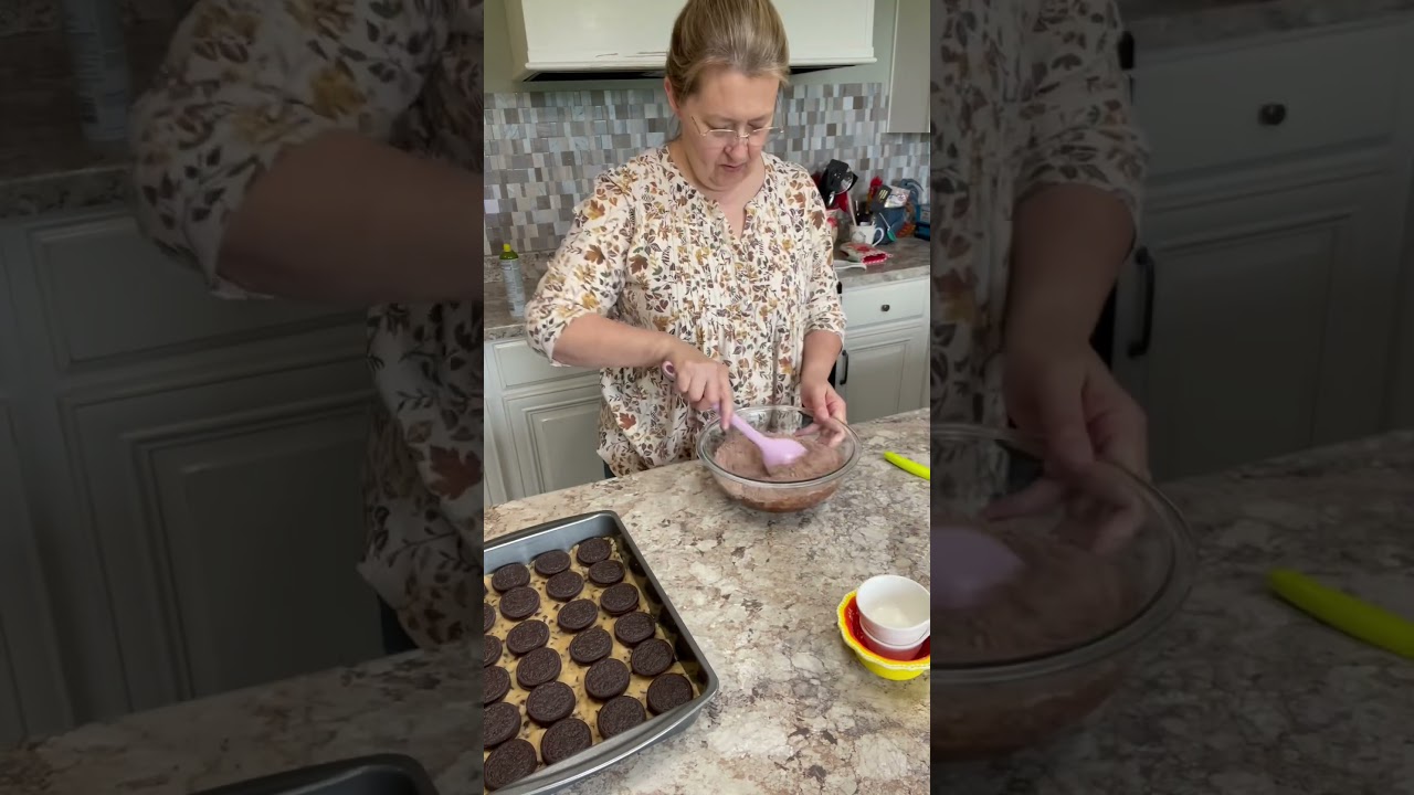 Making Mega Brownies #momdoesstuff #browniesarelove