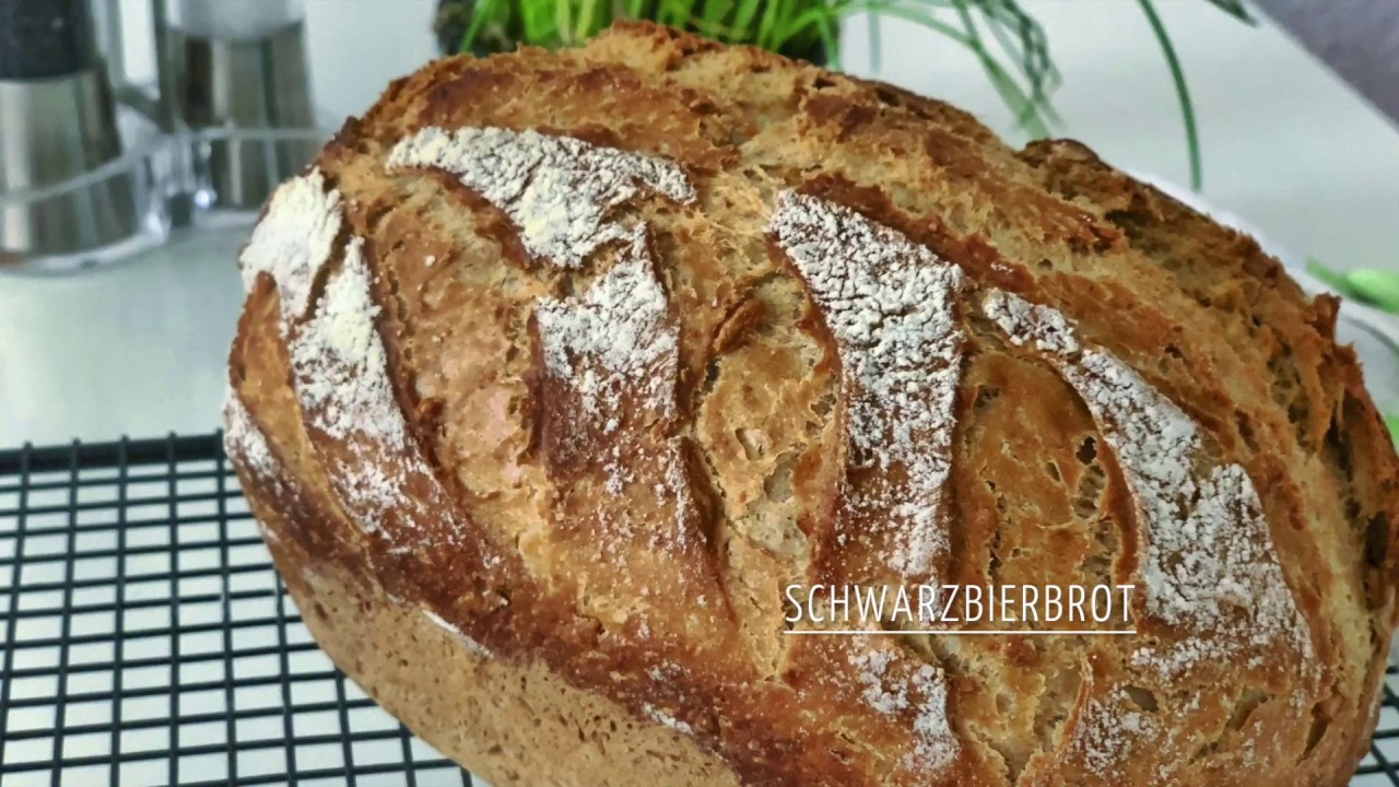 Schwarzbierbrot