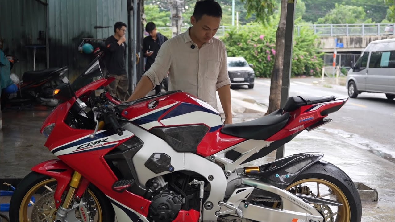 Bán zx10r 2020 máy SBK - CBR 1000rr Sp 2020 - Mv 750 . Ae ưng chiêcd nào alo Sang nhé. Bao Chạy !!!