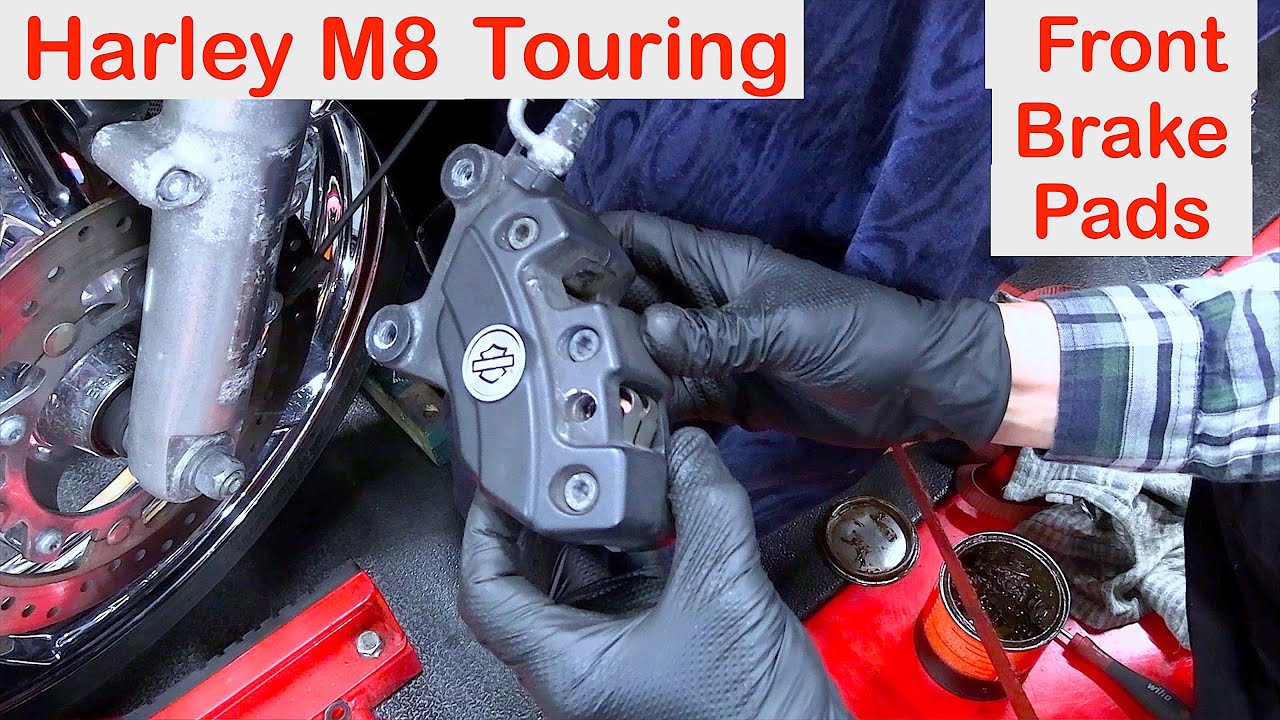 Harley Electra Glide: M8 Touring:-   Front Brake Pads Change !