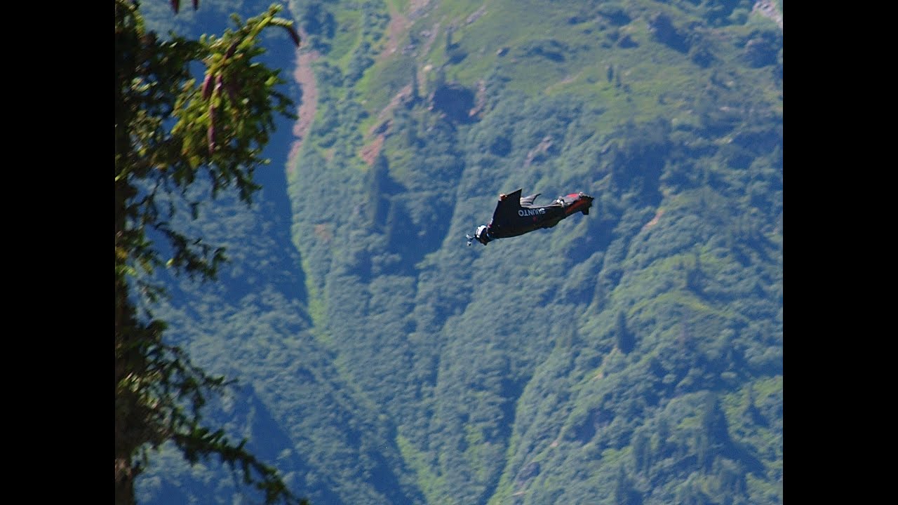 sound of wingsuits