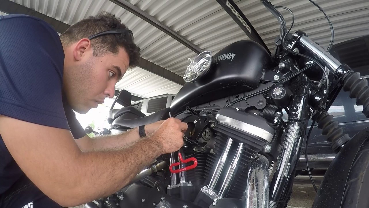 How to install an air cleaner on a Sportster!