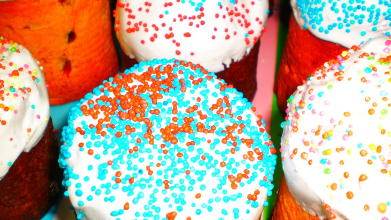 Make Delicious Mini Easter Cakes - DIY Food & Drinks - Guidecentral
