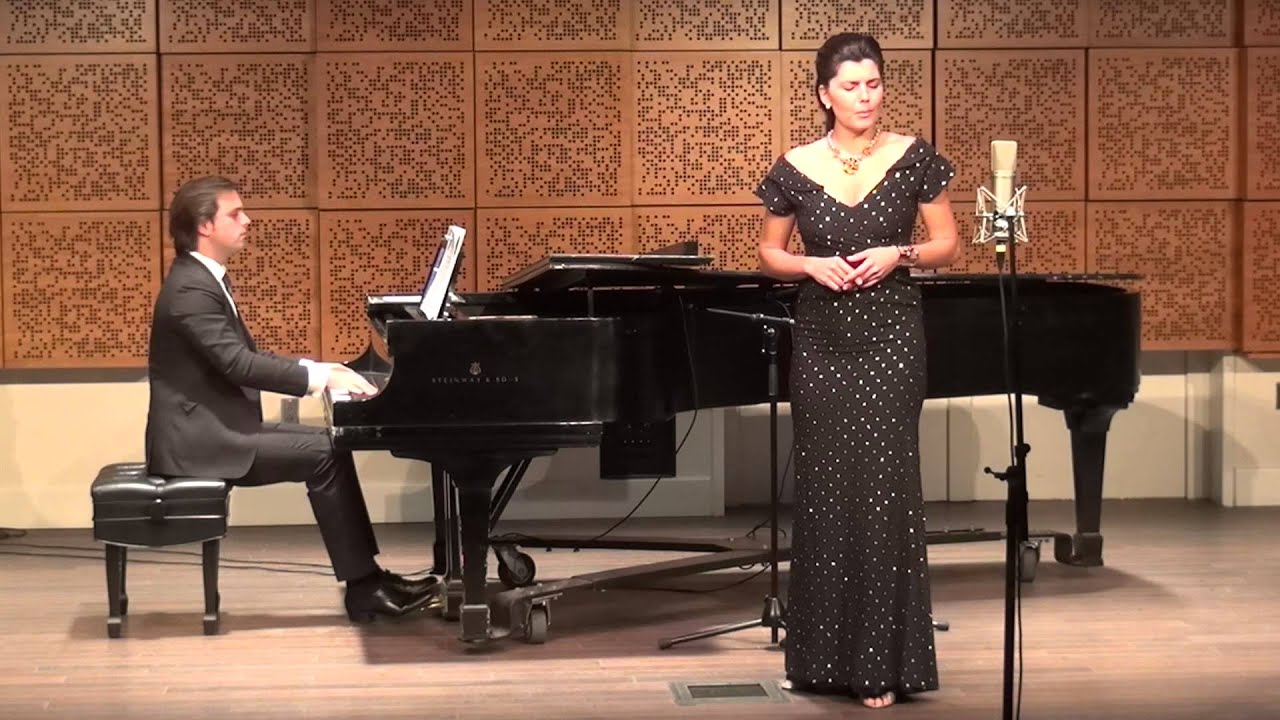 Ernesto Lecuona: Siboney - Angelica de la Riva, soprano & Orlando Alonso, piano