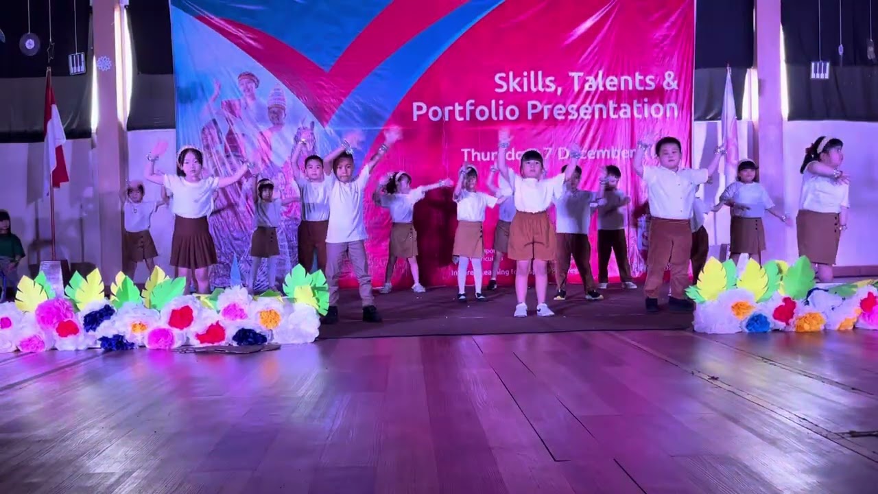 We’re All in this Together - High School Musical Dance Kids