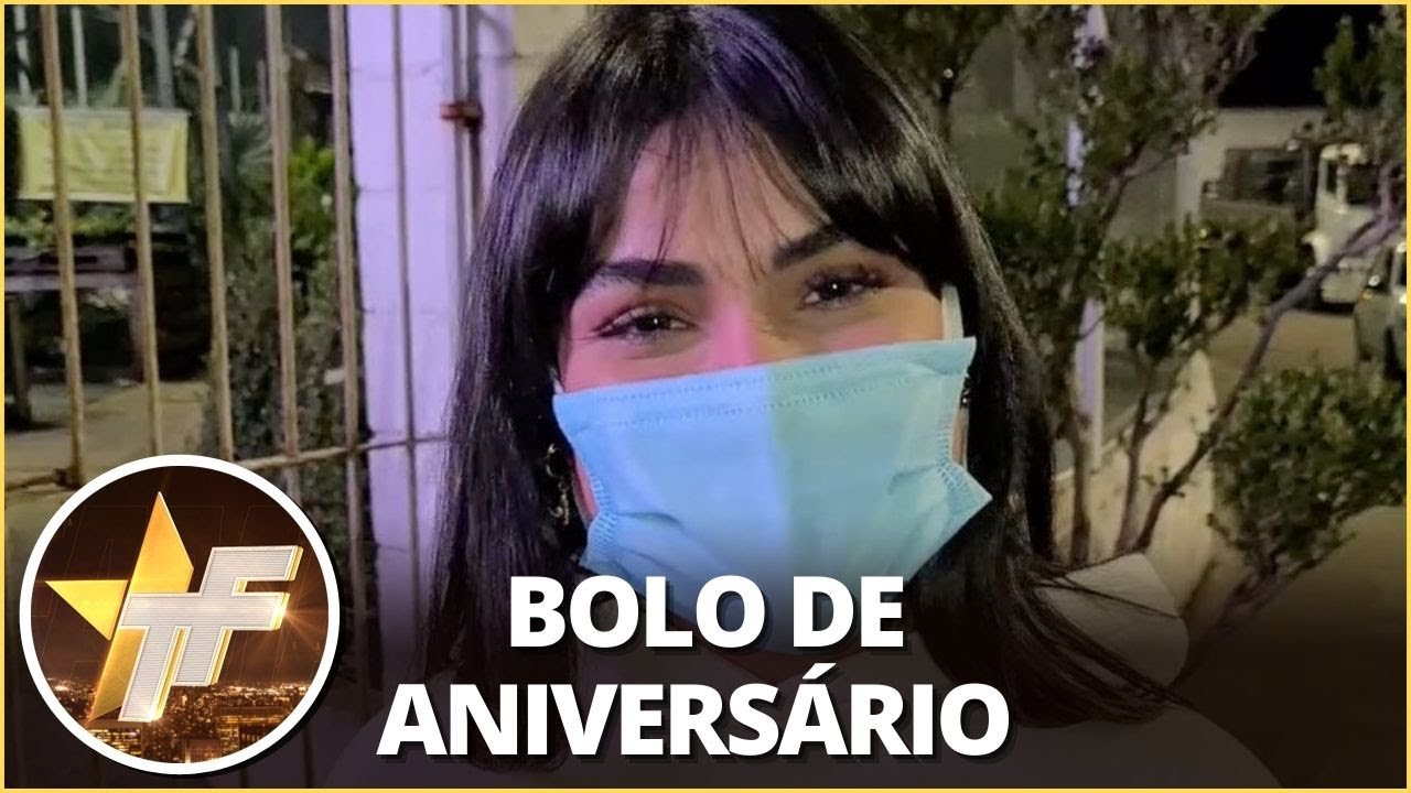 “Não custa nada ajudar”, diz ex-BBB Munik Nunes após distribuir bolos a moradores de rua