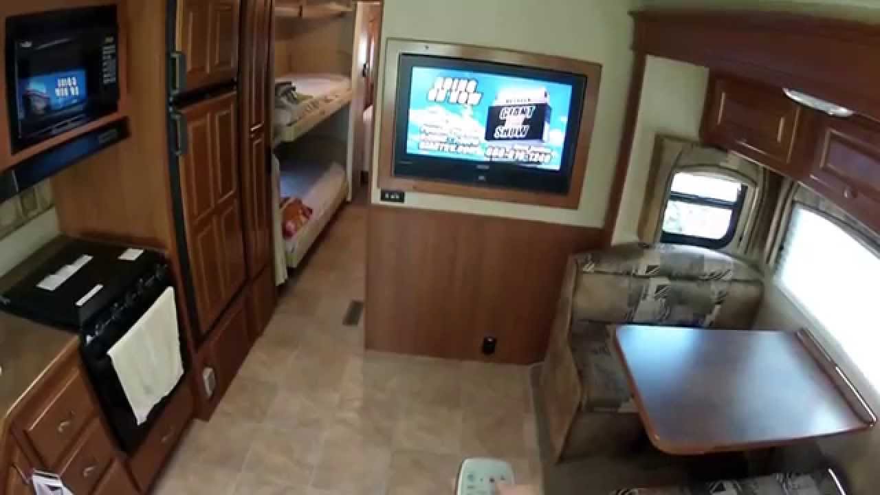 Technology Tour 2010 Thor Damon Daybreak 3576 Bunk Bed RV Motorhome Class a
