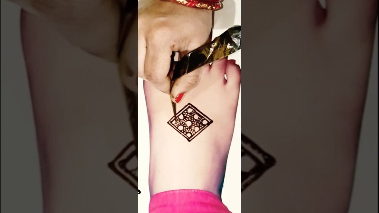 Foot mehndi design #mehndi #shorts #henna #hennadesign #mehndidesign #trending #viral #mehandi