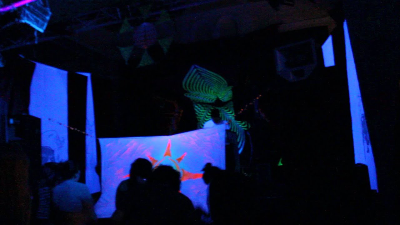 Yaminahua @ R33 Budapest