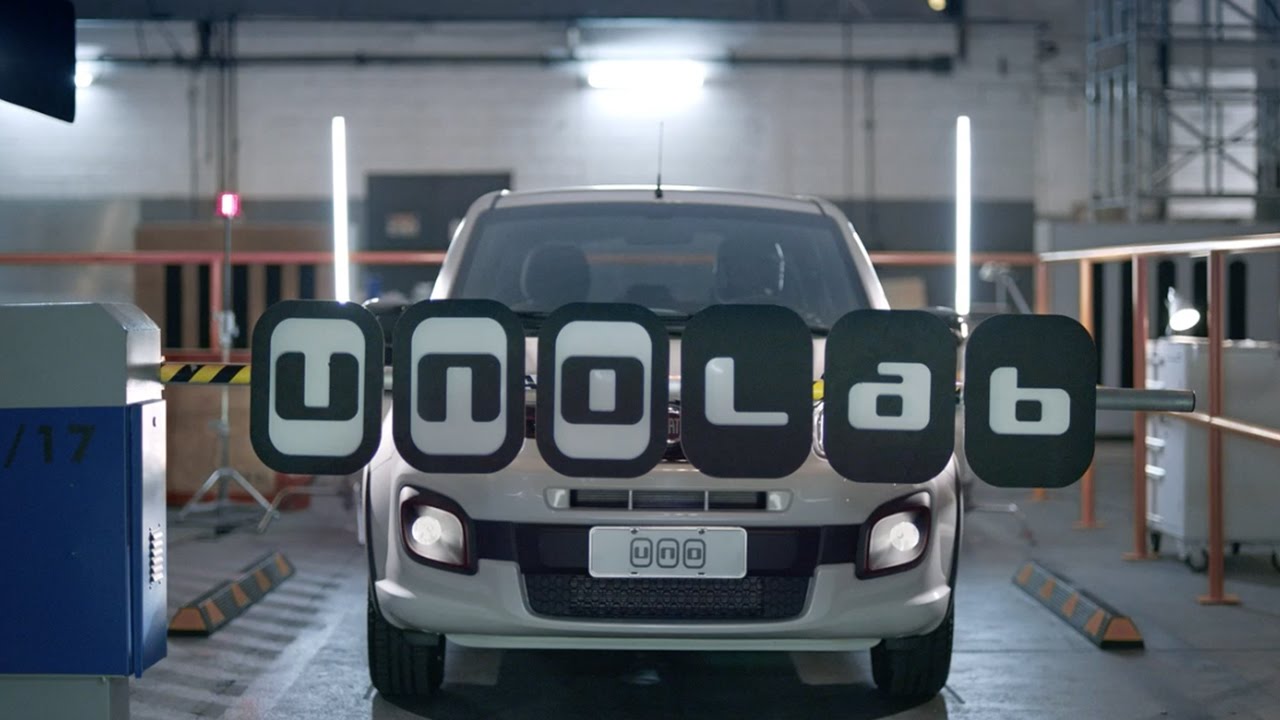 Uno 2017. Muito carro num Uno s&oacute;.