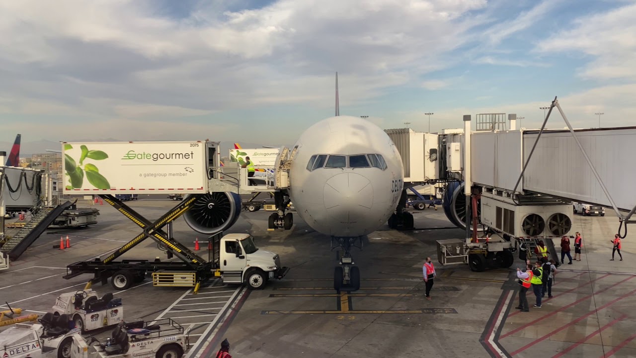Delta Last 777 Flight - All Cabin Announcements (Audio Only)