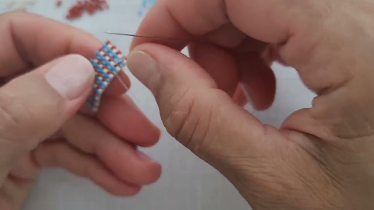 Step-by-step Peyote iğne  tekniği yaparken ip ekleme(Adding yarn when doing peyote technique) #takı