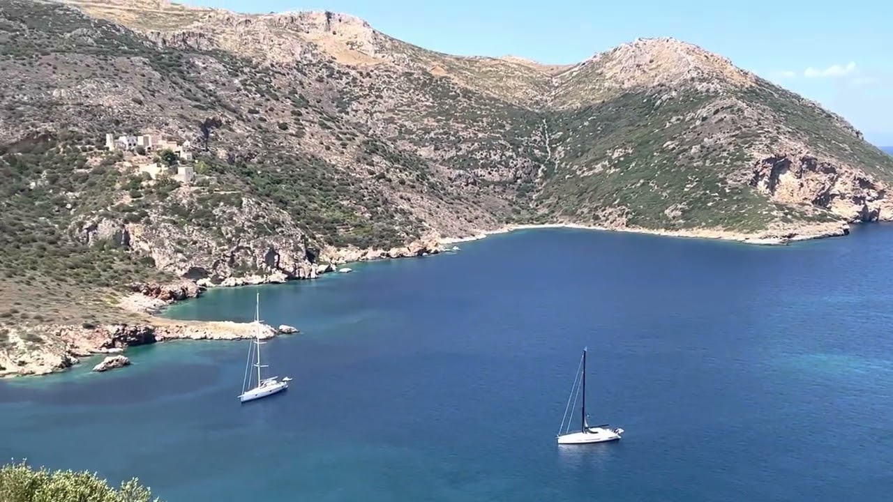 &Pi;ό&rho;&tau;&omicron; &Kappa;ά&gamma;&iota;&omicron; . &Tau;&omicron; &phi;&iota;ό&rho;&delta; &tau;&eta;&sigmaf; &Mu;ά&nu;&eta;&sigmaf;!! Porto Kagio. Fiord of Mani Greece!!!