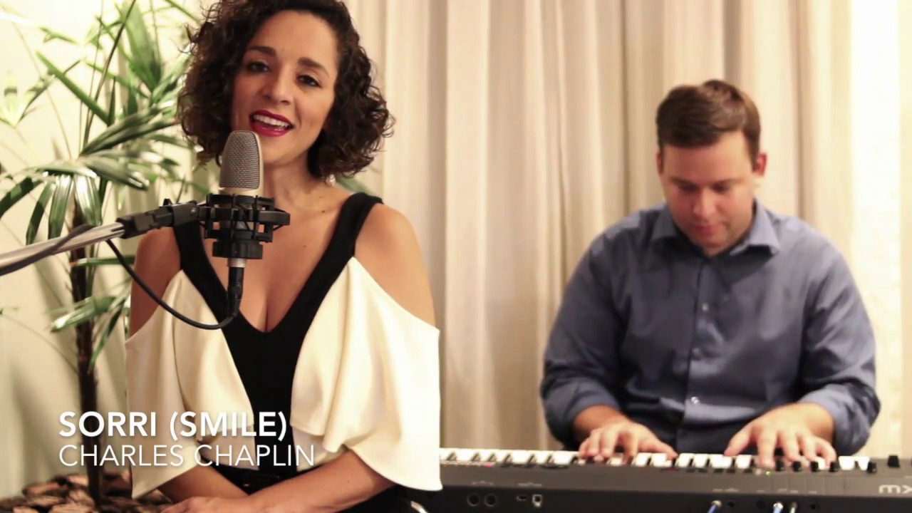 Sorri (Smile) - Charles Chaplin - Brincando de Música