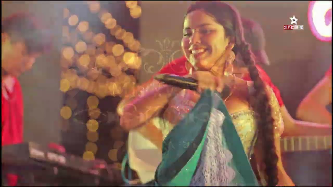 Carmencita Heredia en Tacopaya en los 15 Años de Chhanely Rosio