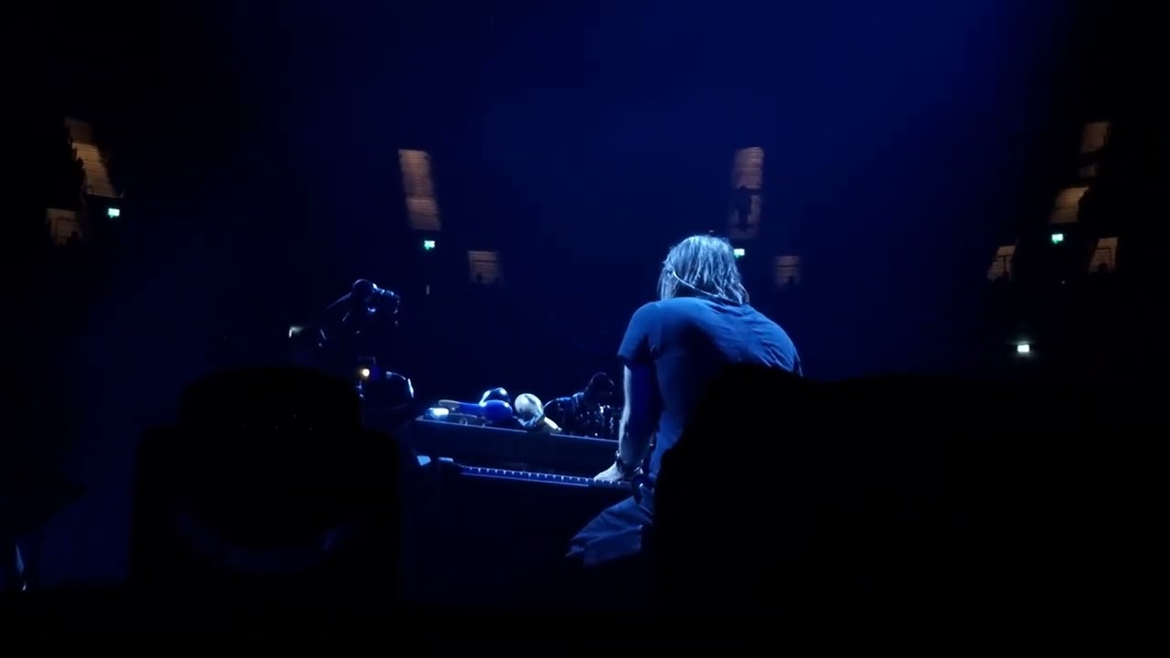 Like Spinning Plates - Radiohead. Live at the O2, London. 26/11/25. @Radiohead