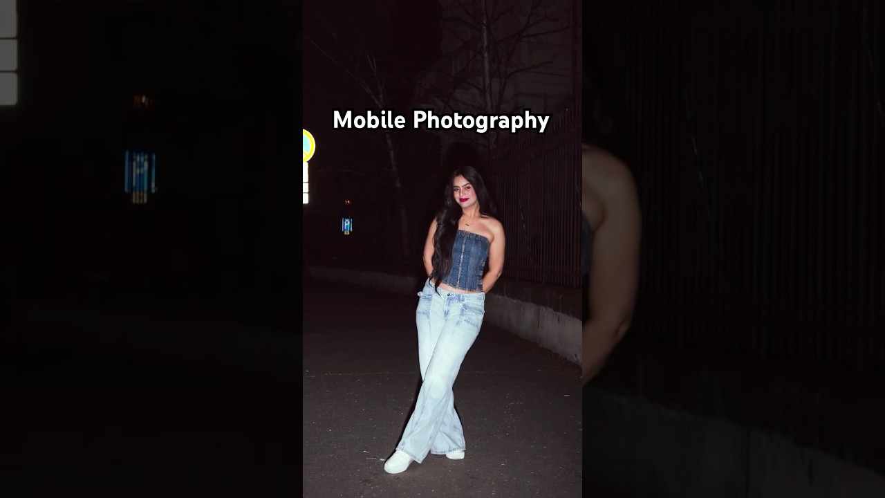 Mobile photography | Night photography | How to Pose | Minisha Pathak #shorts #photography
