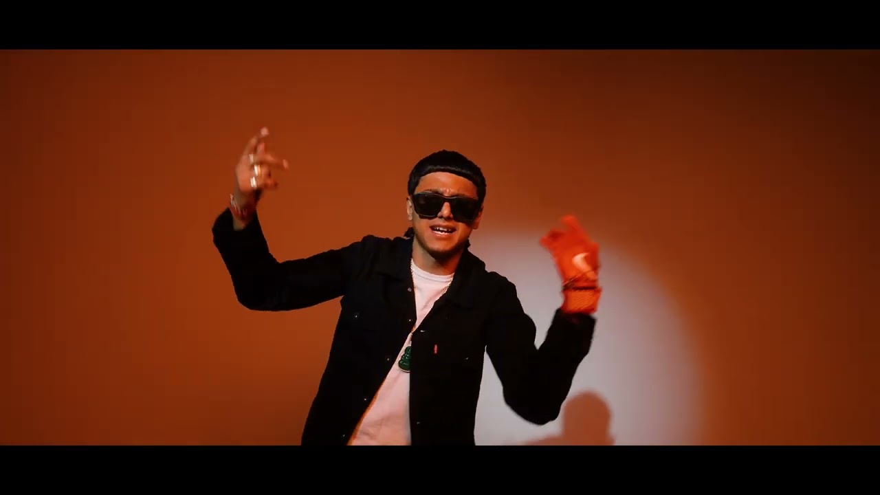 Chaka Y Chucky - Grupo Diez 4tro (Official Music Video)