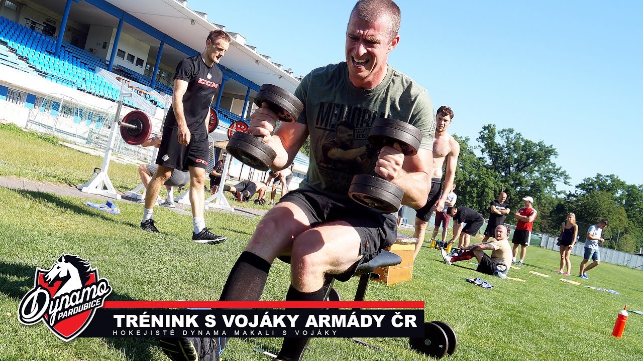 REPORTÁŽ | Hokejisté Dynama trénovali s vojáky Armády ČR