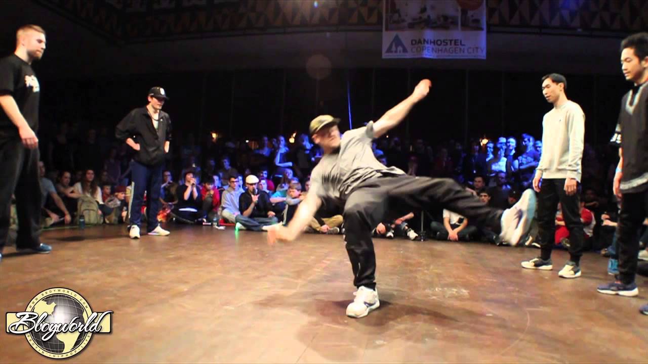 Floorphilia vs 7 Commandoz // .BBoy World // BREAKING 3on3 EIGHT-FINAL | FLOOR WARS 2015