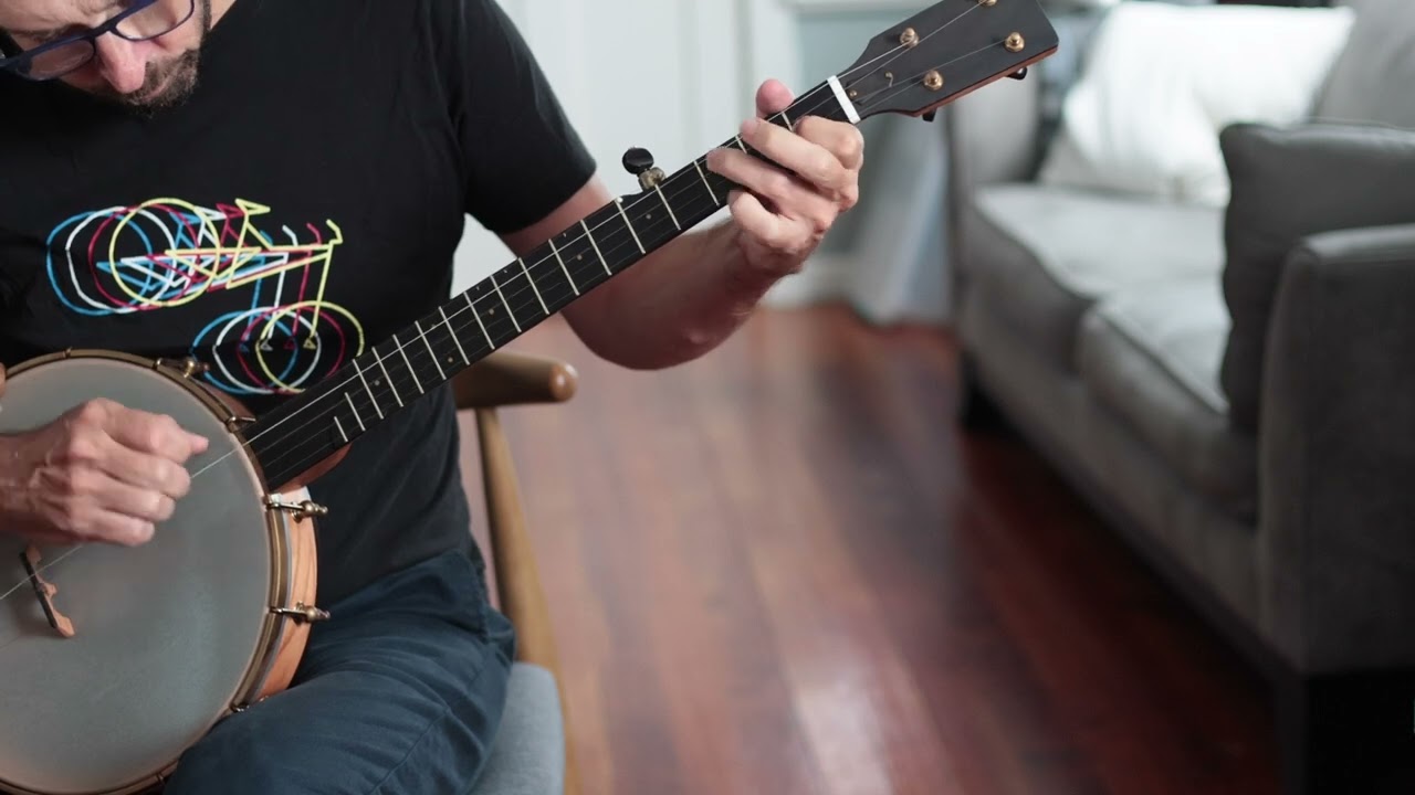 Ome Tupelo Banjo - Greasy Coat