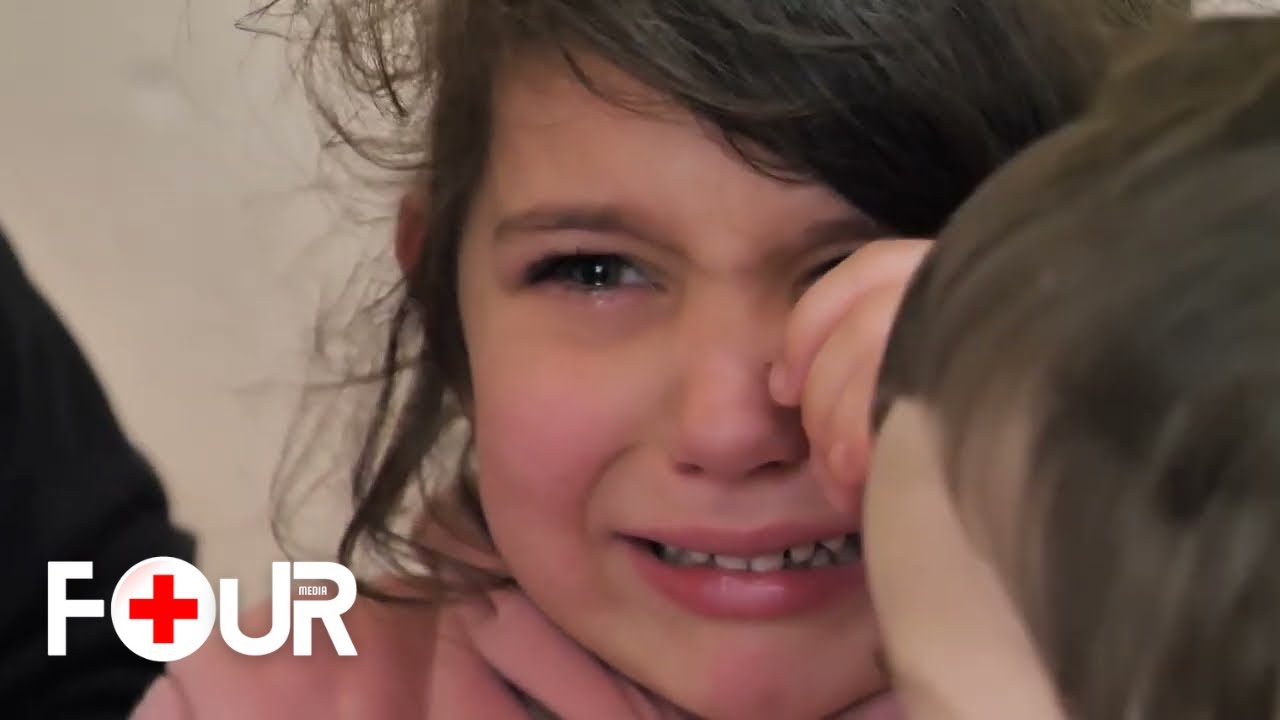 Babi iku ne Gjermani dhe nuk u kthye, u be engjell. Jetimia e vogel perlot zemrat, tregon vuajtet