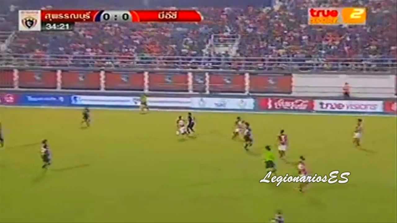 Jugadas, lujos y gol de Christian Castillo con Suphanburi FC 1-1 BEC Tero Sasana liga Tailandesa