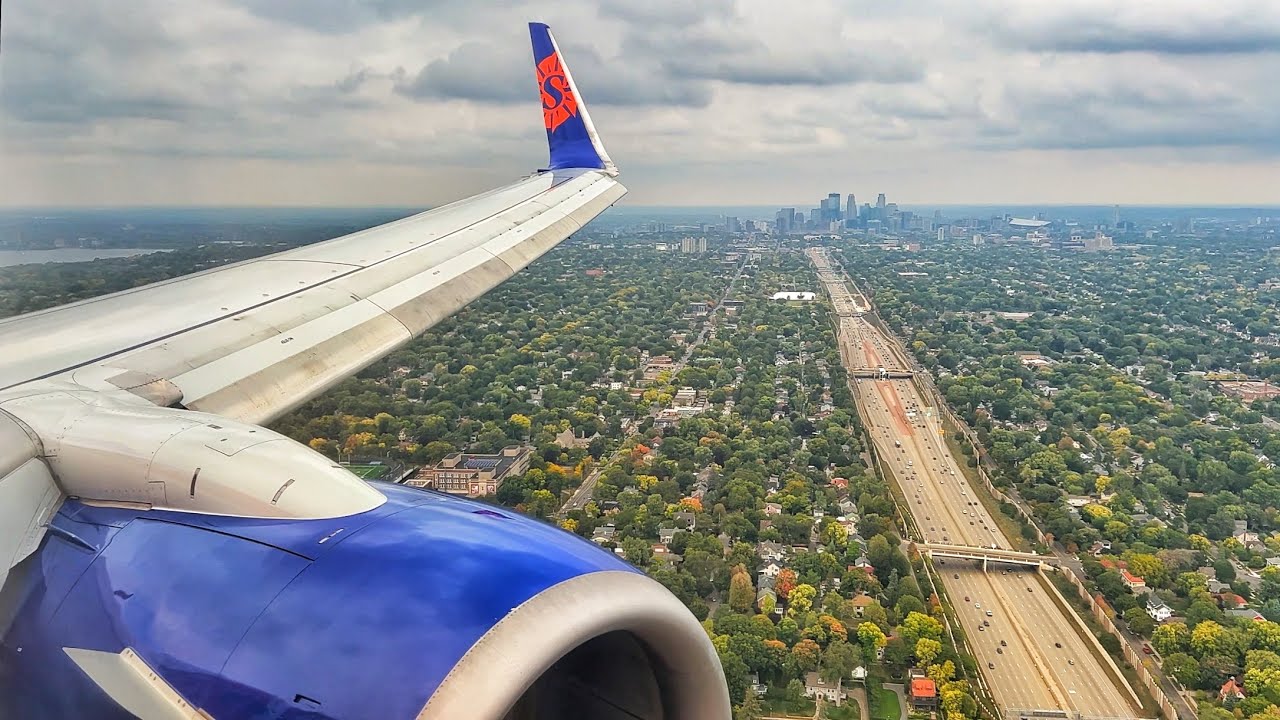 Sun Country Airlines B737-82R [N845SY] Landing at Minneapolis/ St. Paul Intl’ Airport