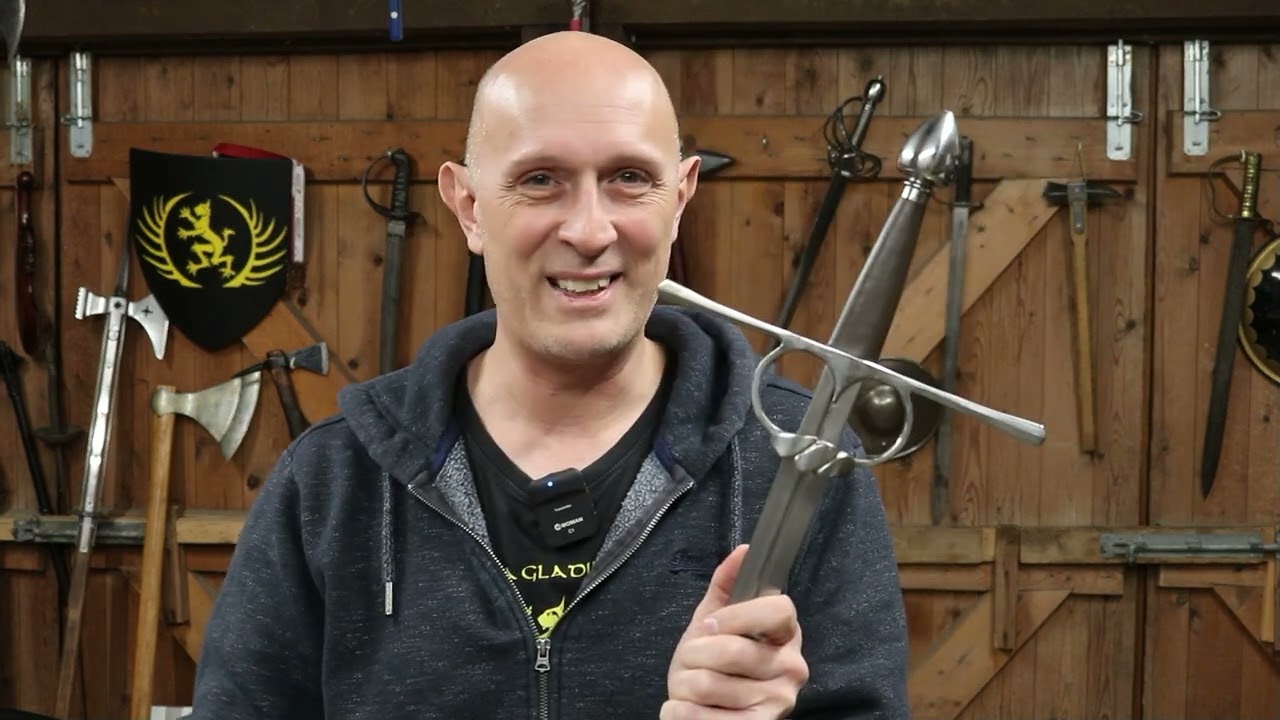 Would a Tudor Swordsman choose 'Sidesword' or Rapier?