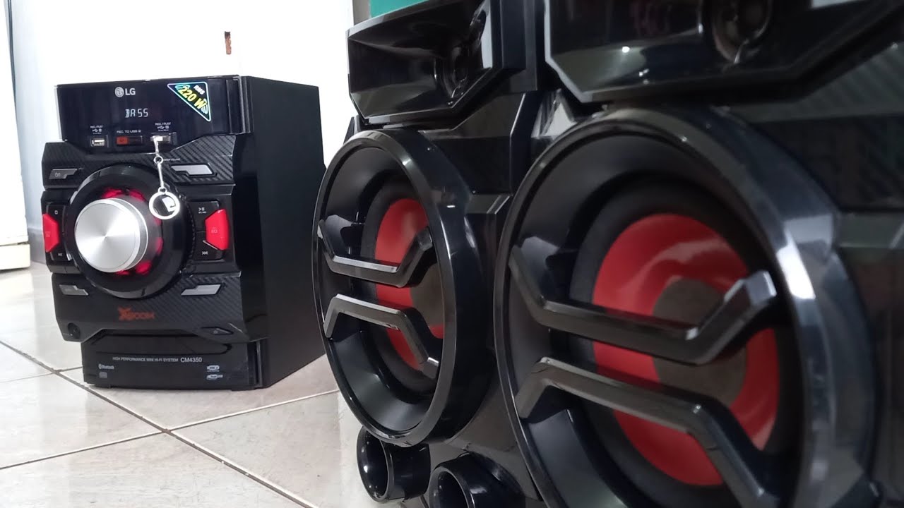 LG XBoom CM4350 - Animals