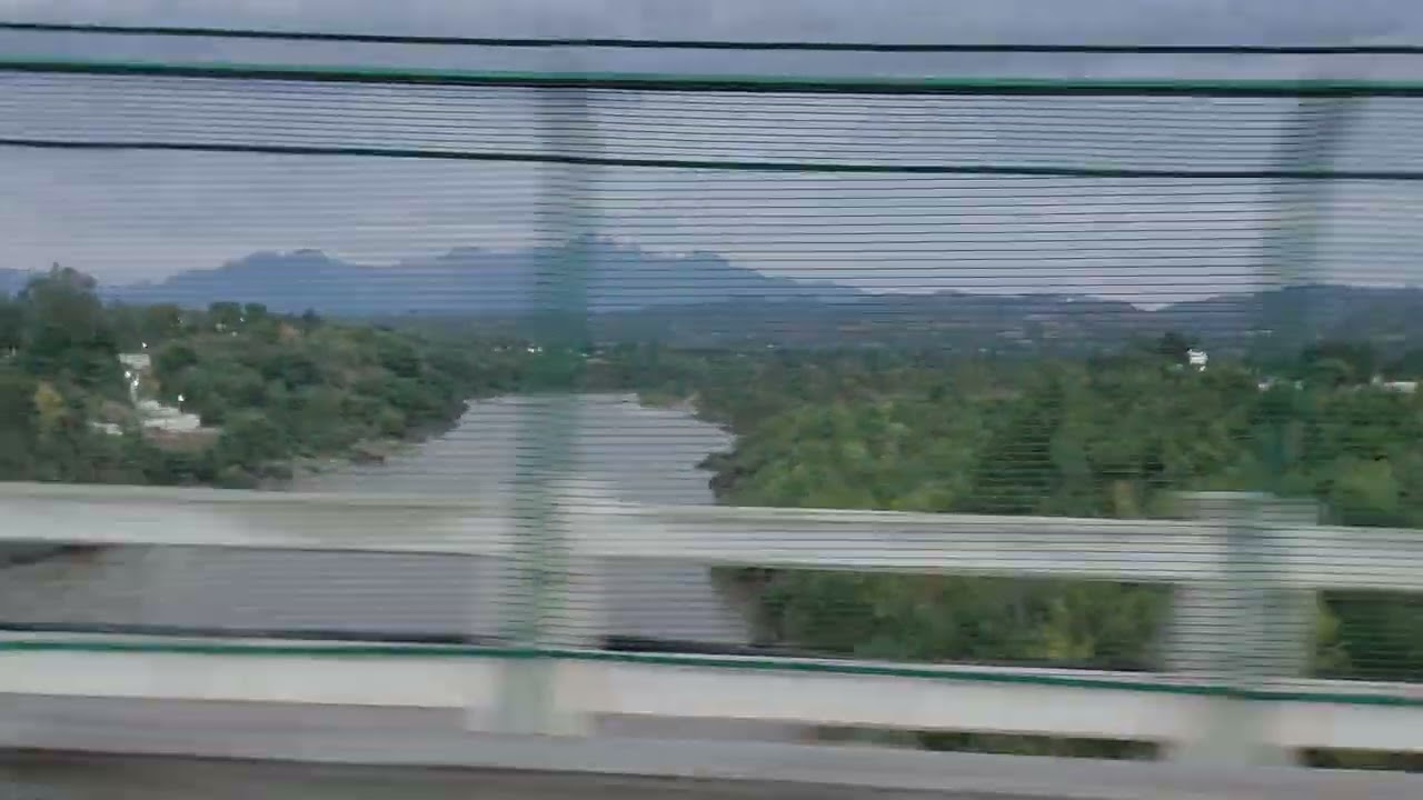 New Akhnoor bridge. Chenab river with Trikuta Hills in the background (Vaishnodevi)