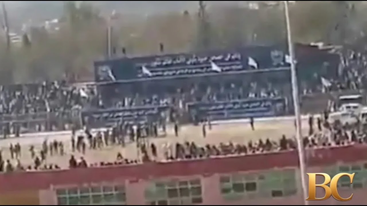 Правители Талибана в Афганистане провели публичную казнь на спортивном стадионе в восточном городе