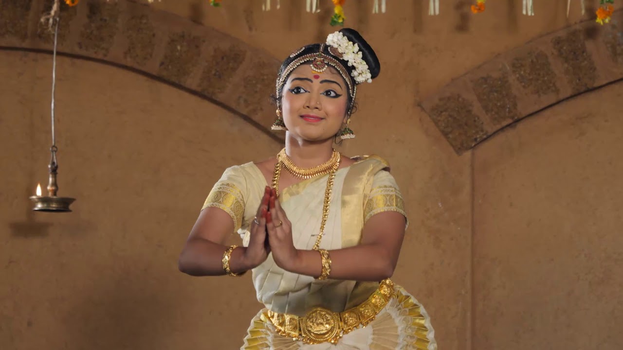 Sandra Pisharody Mohiniyattam- cholkettu