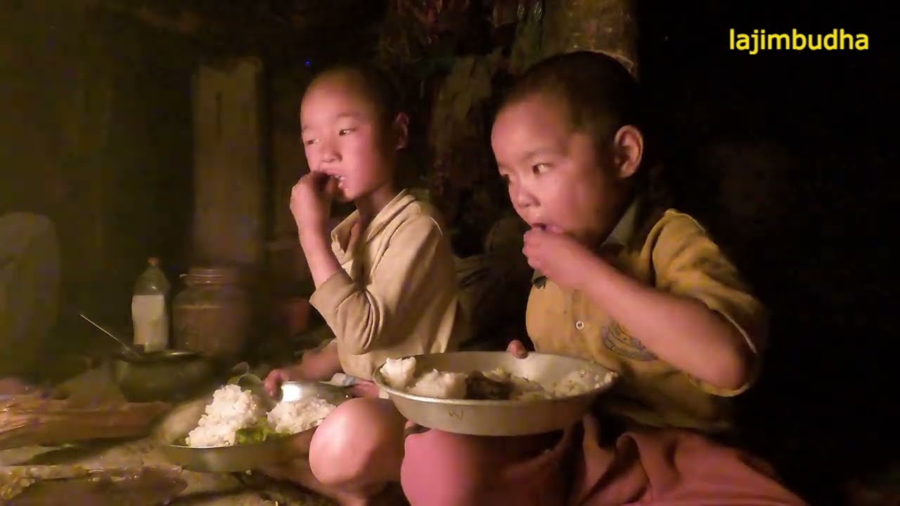 This is How Himalayan Families Cook Organic Food || lajimbudha ||