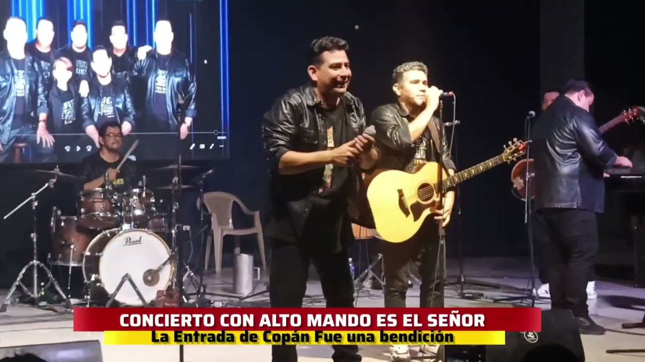 Concierto Con Alto Mando es el señor en la entrada de copan Honduras 