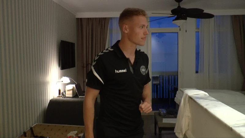 Tag med på Viktor Fischers rundtur