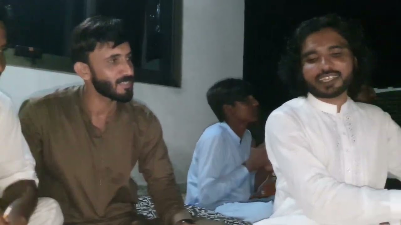 Adhi nam asa mulaqat na kara rozz rozz gal baat na kara mahia way. Tanveer anjum Eid song 2023