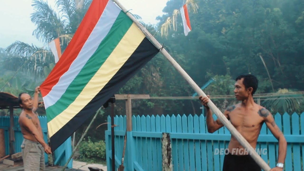Tambai Orang Panggau Libau, Bendera Pusaka Iban