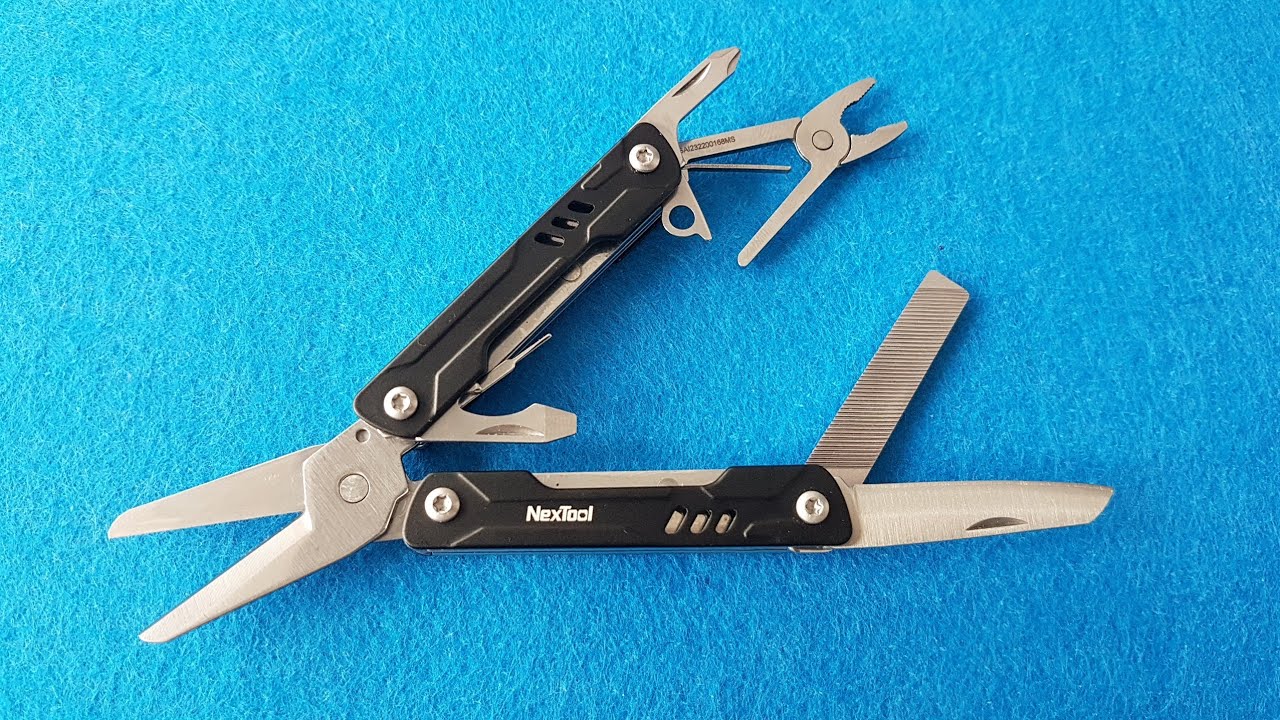 Nextool Mini Sailor Scissors (versión tijeras) a escena.
