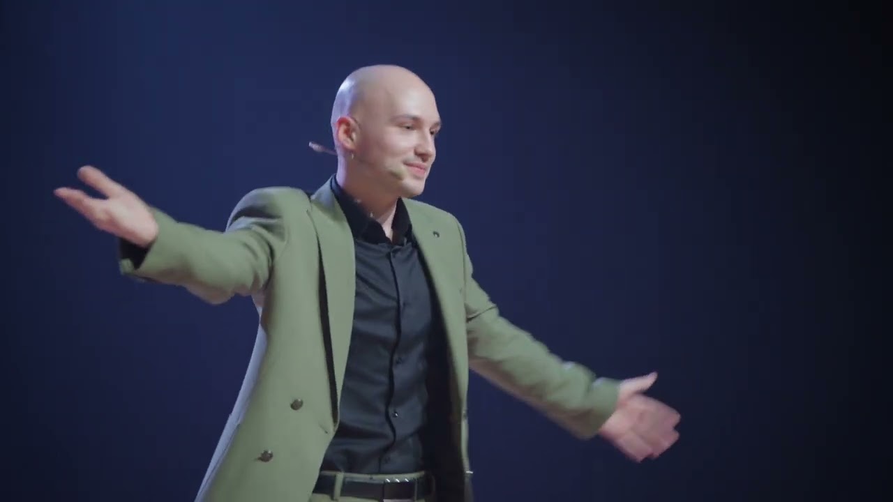 Kauno „Varpo“ gimnazijos 42 laidos Šimtadienis 2025 m. (vaidinimas)