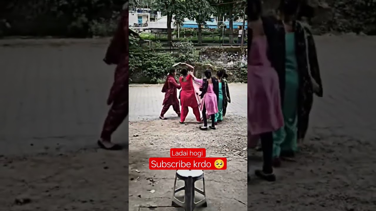 Street fight of girls / ladies real fight #vlog #funny #fight #real #shorts #funnyvideo #vlogger